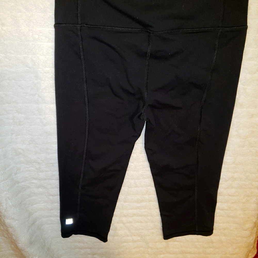 Victoria Secret Yoga Capris